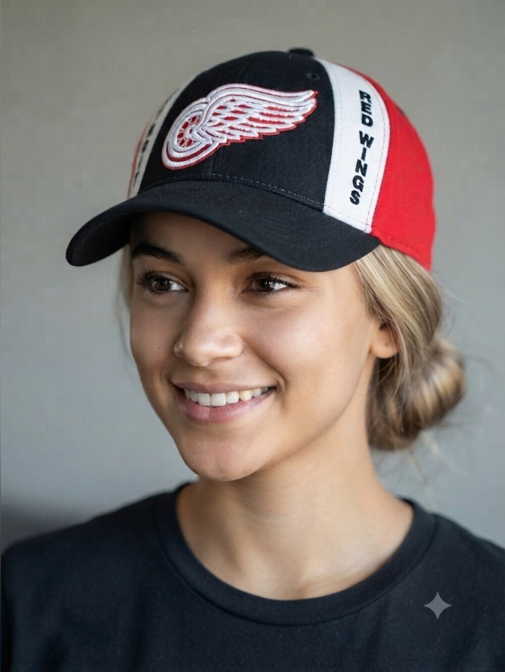 Detroit Red Wings CCM NHL One Size Sporty Collectible Baseball Cap